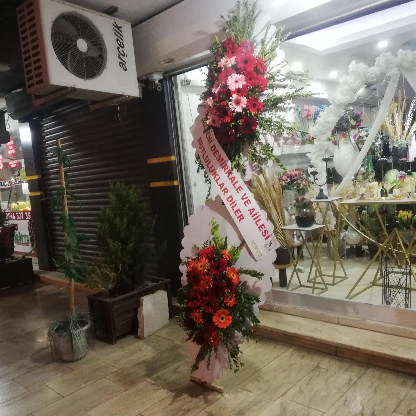 Batman Garden Flowers Çiçek kır düğünü mekanı — Merkez