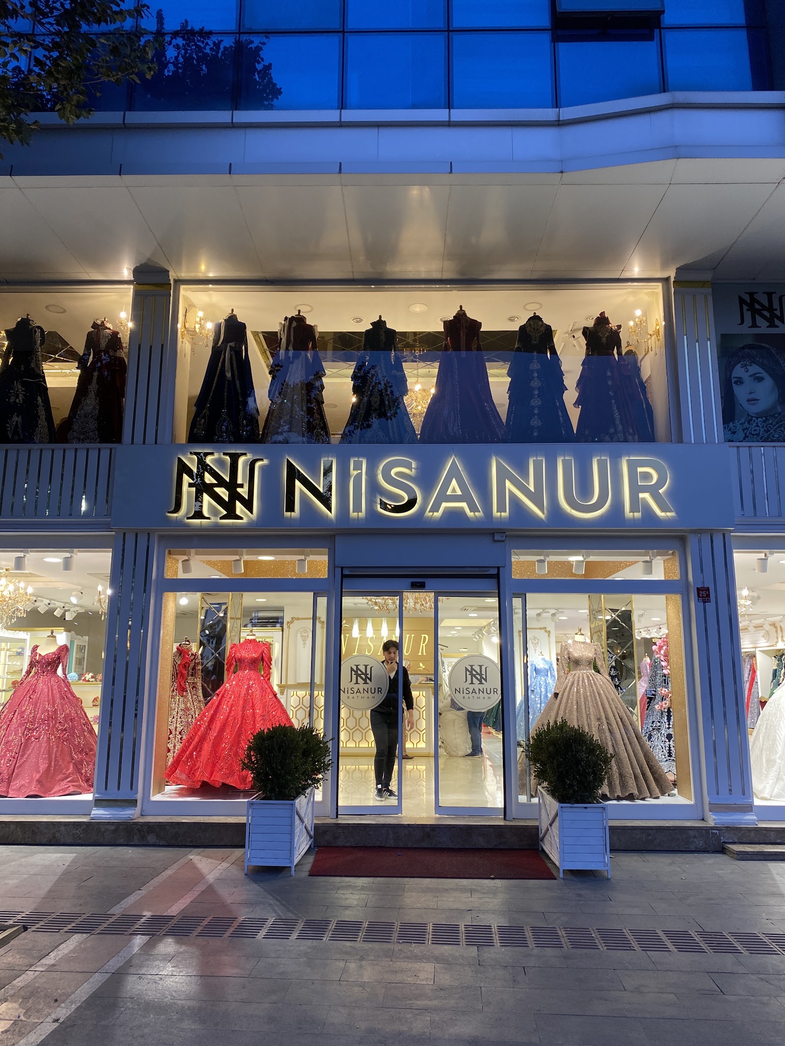 Nisanur Moda Evi kır düğünü mekanı — Merkez