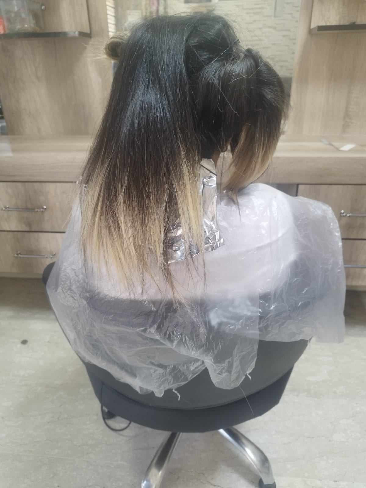 Simanur Saç Tasarımı ve Güzellik Salonu