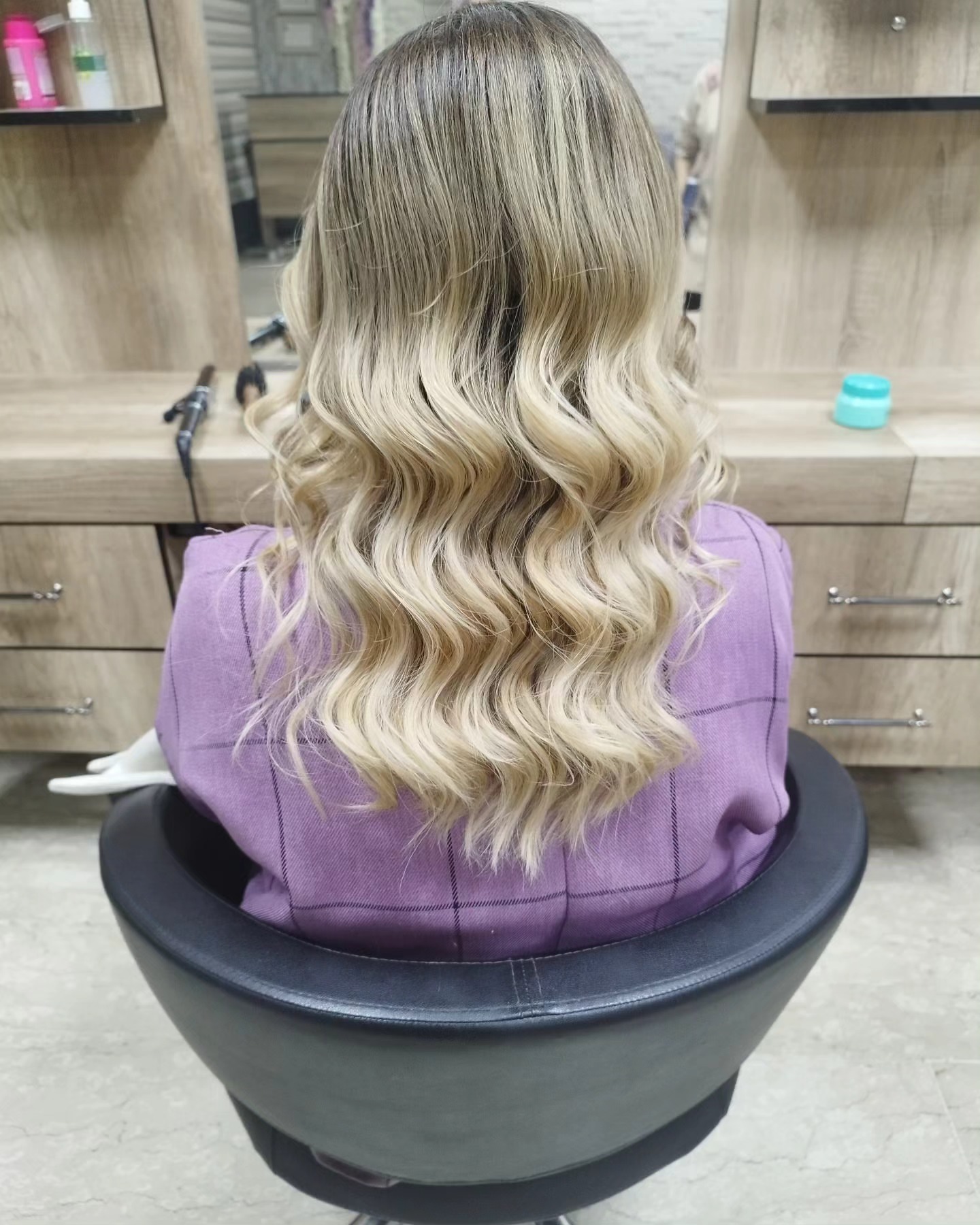 Simanur Saç Tasarımı ve Güzellik Salonu